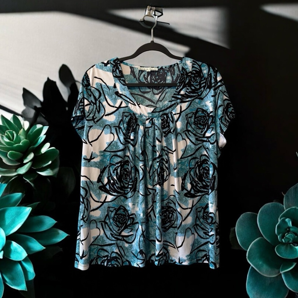 Cleo Blue/Grey/Black Sketched Floral Print Top